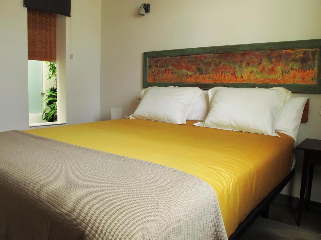 Bungalow Goa Pool View, Playa Roca Residence Sea Front Access - Free Ac - Wifi กอสตา เตกีสเซ ภายนอก รูปภาพ
